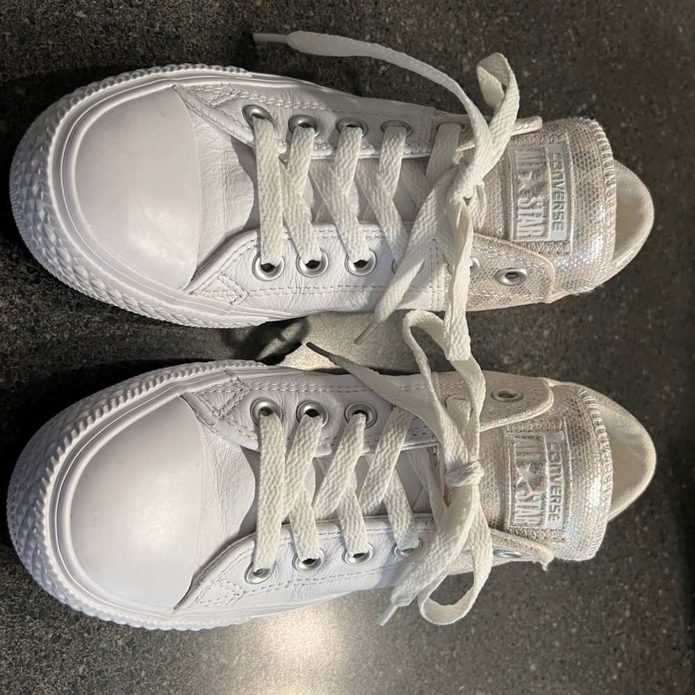 6.5 medium leather converse with white and silver leopard!